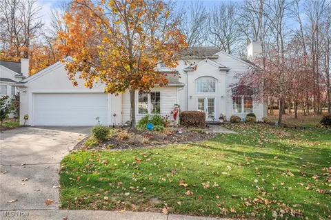 11252 Frederick Ln, Twinsburg, OH 44087