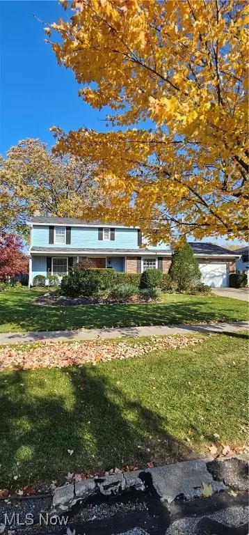 15930 Galemore Dr, Middleburg Heights, OH 44130
