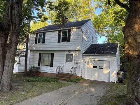 1439 Clearview Rd, Lyndhurst, OH 44124