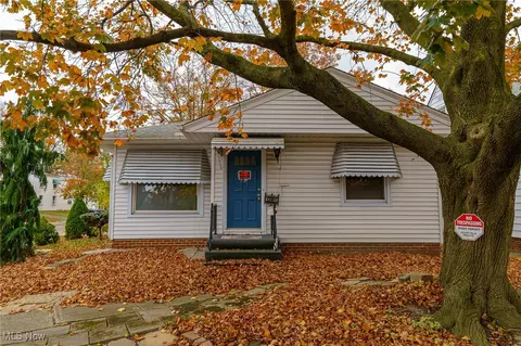 13901 Lakewood Heights Blvd, Lakewood, OH 44107