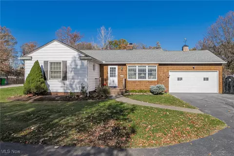 6287 Highland Rd, Cleveland, OH 44143