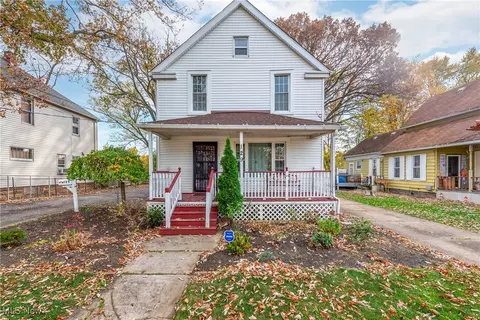 129 W 22nd St, Lorain, OH 44052