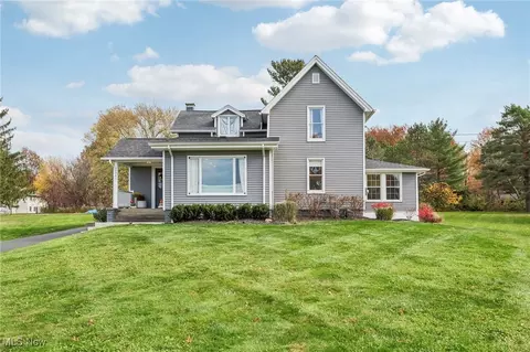 3536 Niles Cortland Rd NE, Cortland, OH 44410