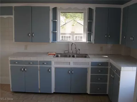 Kitchen - 112 S Eagle St, Geneva, OH 44041 photo 1 of 2