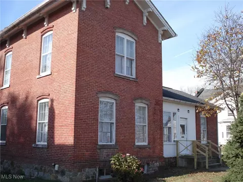 Exterior - 112 S Eagle St, Geneva, OH 44041 photo 2 of 2