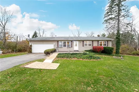 14086 Rock Creek Rd, Chardon, OH 44024
