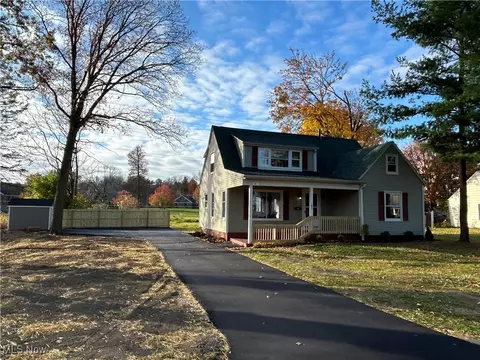 Exterior - 81 Romaine Ave, Boardman, OH 44512 photo 2 of 3