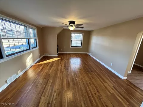Living - 81 Romaine Ave, Boardman, OH 44512 photo 3 of 3