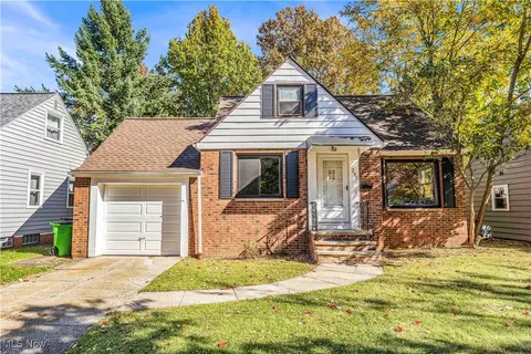 295 E 264th St, Euclid, OH 44132