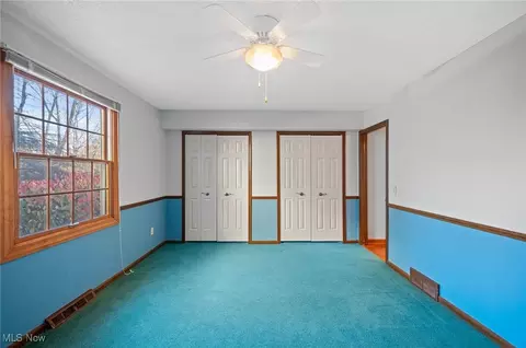 Bedroom - 37630 Bunker Hill Dr, Solon, OH 44139 photo 2 of 8