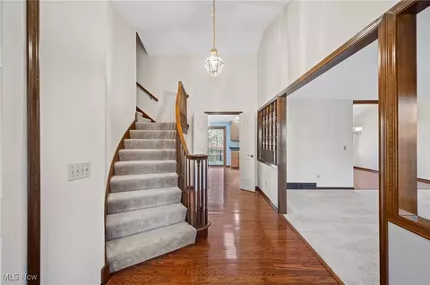 Entry Way - 37630 Bunker Hill Dr, Solon, OH 44139 photo 1 of 4