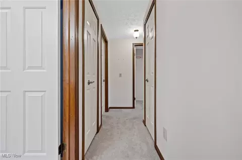 Entry Way - 37630 Bunker Hill Dr, Solon, OH 44139 photo 4 of 4