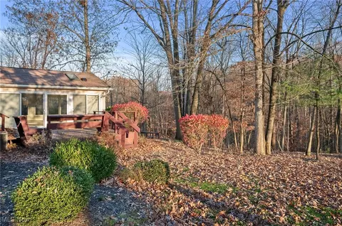 Exterior - 37630 Bunker Hill Dr, Solon, OH 44139 photo 2 of 4