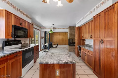 Kitchen - 3240 Copley Rd, Akron, OH 44321 photo 5 of 5