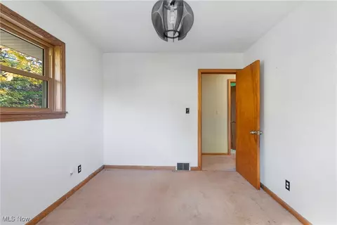 Bedroom - 3240 Copley Rd, Akron, OH 44321 photo 6 of 8