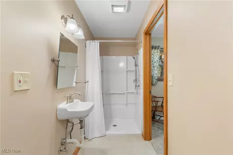 Bath - 3240 Copley Rd, Akron, OH 44321 photo 1 of 3