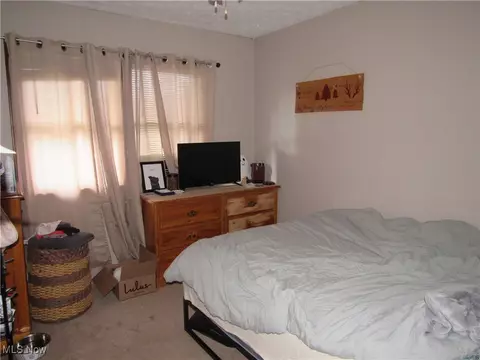 Bedroom - 6875 Colleen Dr, Boardman, OH 44512 photo 2 of 5