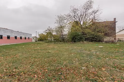 V/l E 55th Street, Cleveland, OH 44104