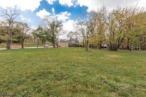 17913 Euclid Ave, East Cleveland, OH 44112