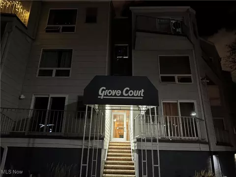 1900 Grove Ct #309, Cleveland, OH 44113
