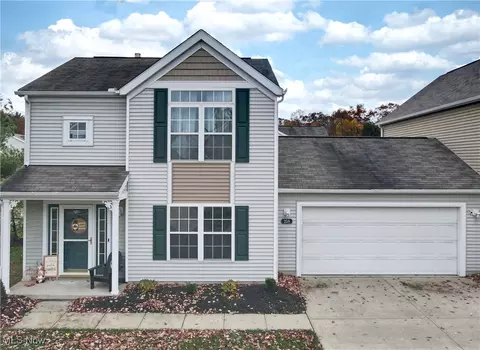 258 Teal Cir, Coventry, OH 44319