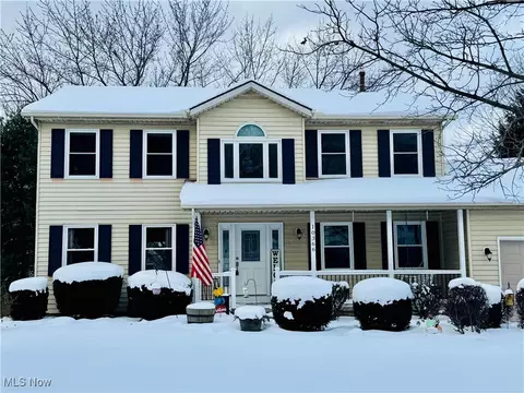 10366 Hanford Ln, Twinsburg, OH 44087