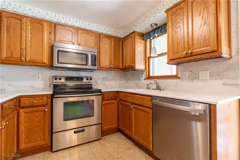 Kitchen - 4118 21st St NW, Canton, OH 44708 photo 1 of 2