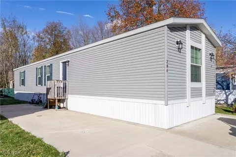 6610 Lear Nagle Rd #286, North Ridgeville, OH 44039