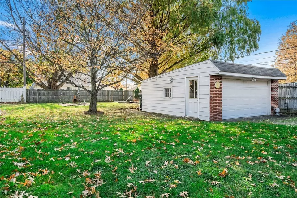 Exterior - 26420 Briardale Ave, Euclid, OH 44132 photo 11 of 12