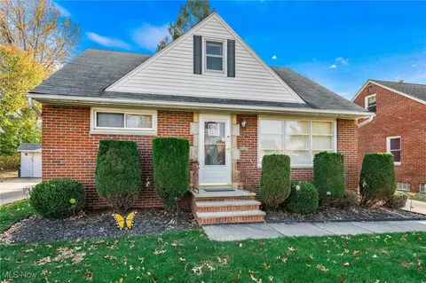 Exterior - 26420 Briardale Ave, Euclid, OH 44132 photo 1 of 12