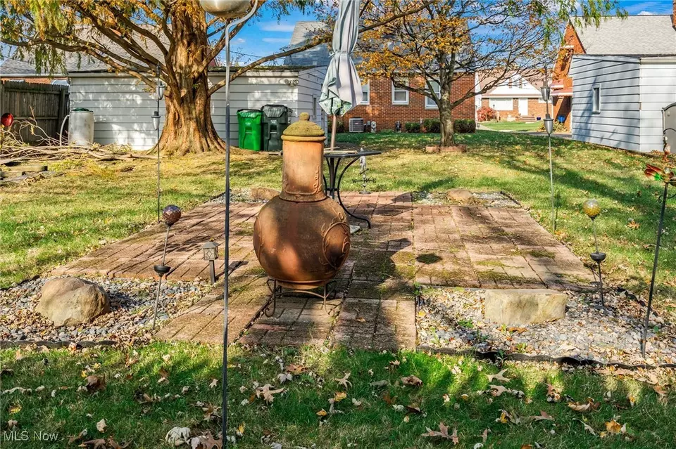 Exterior - 26420 Briardale Ave, Euclid, OH 44132 photo 10 of 12