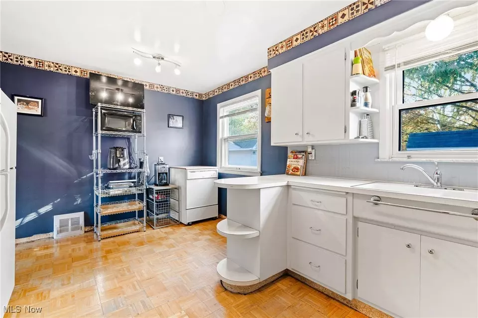Kitchen - 26420 Briardale Ave, Euclid, OH 44132 photo 4 of 4