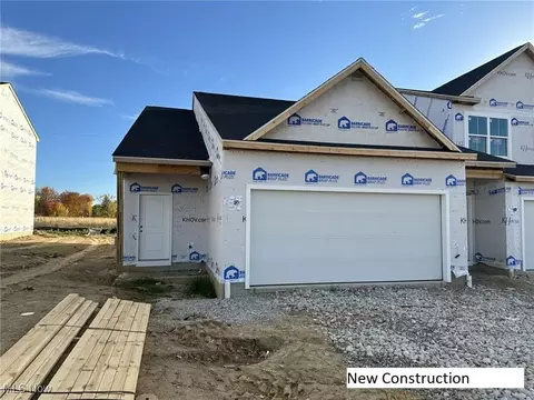 2684 Gala Rd NE, Louisville, OH 44641