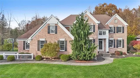 93 Brandywine Dr, Hudson, OH 44236