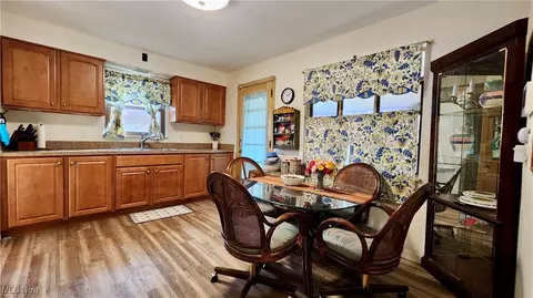 704 Babbitt Rd, Euclid, OH 44123 photo 10