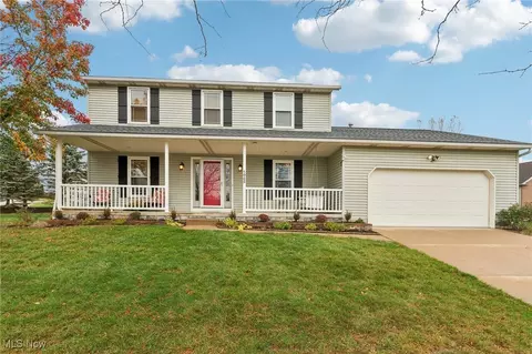 1455 Normandy Cir, Barberton, OH 44203