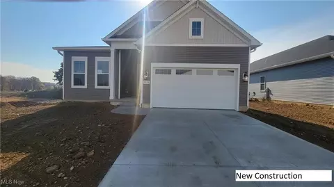 8938 Franklin St NW, Massillon, OH 44646