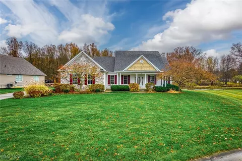 Exterior - 4352 Shannon Dr, Rootstown, OH 44272 photo 2 of 6