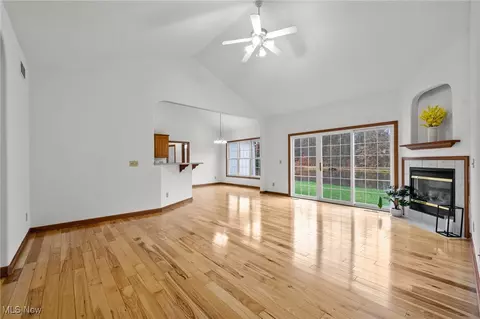 Living - 4352 Shannon Dr, Rootstown, OH 44272 photo 3 of 4