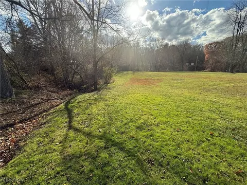 Lakewood Road Sw, Sherrodsville, OH 44675