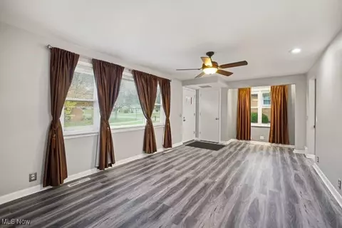 4824 Grandview Ave, Canton, OH 44705 photo 12