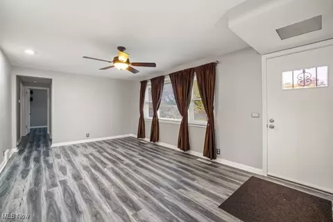4824 Grandview Ave, Canton, OH 44705 photo 11