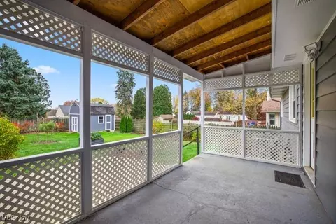 4824 Grandview Ave, Canton, OH 44705 photo 4
