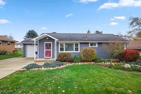 4824 Grandview Ave, Canton, OH 44705