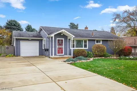 4824 Grandview Ave, Canton, OH 44705 photo 2