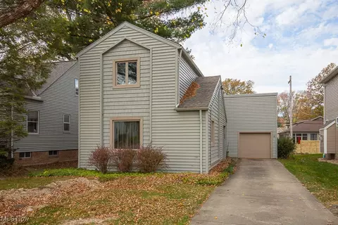332 Elmwood Rd, Bay Village, OH 44140