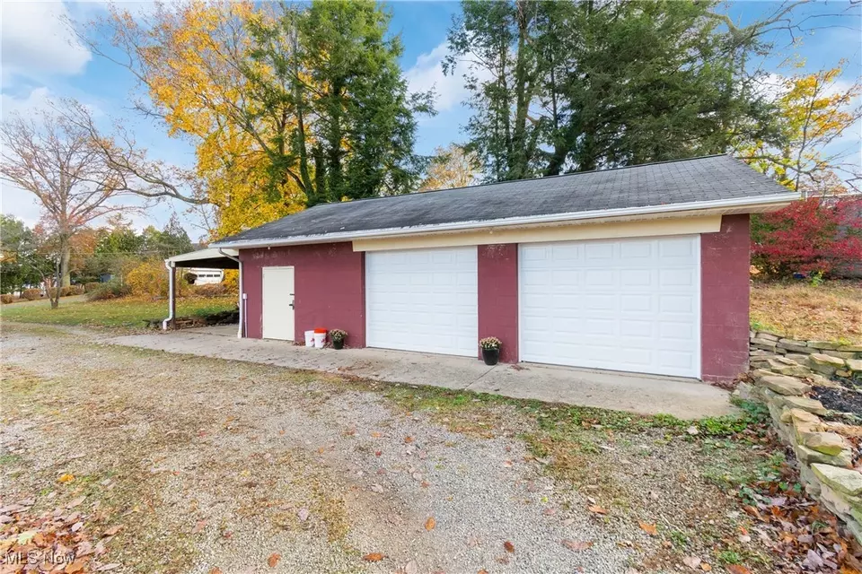 Exterior - 529 Westview Dr, Wooster, OH 44691 photo 2 of 3