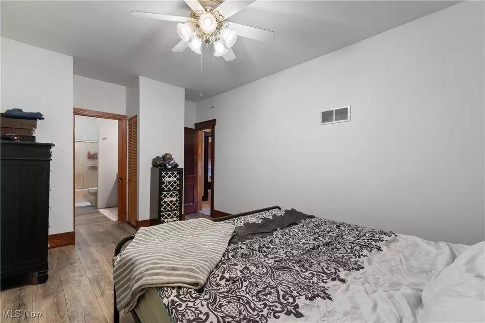 Bedroom - 529 Westview Dr, Wooster, OH 44691 photo 2 of 3