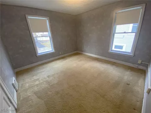 128 E Brookside Ave, Akron, OH 44301 photo 21