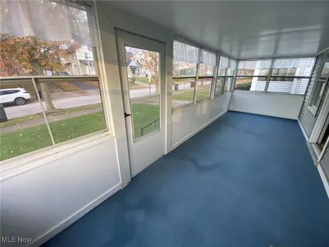 128 E Brookside Ave, Akron, OH 44301 photo 3